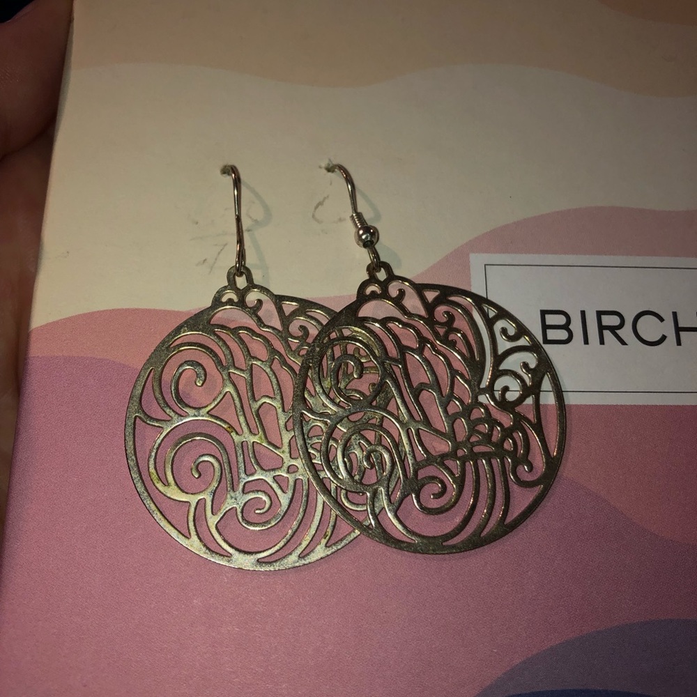 Cute fashion earrings